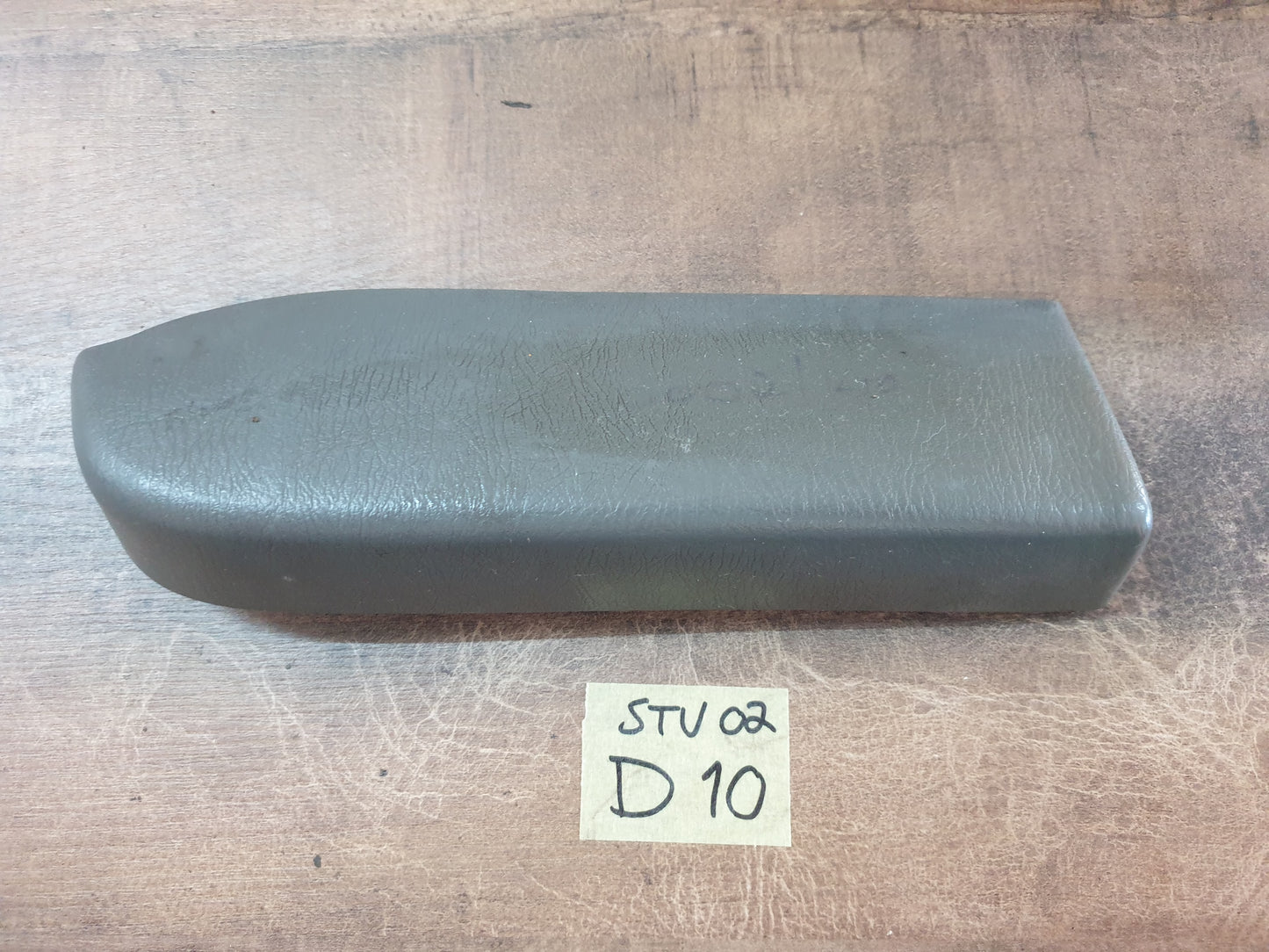Nissan NP300 Original Used Door Components - Slight Damage or Wear and Tear