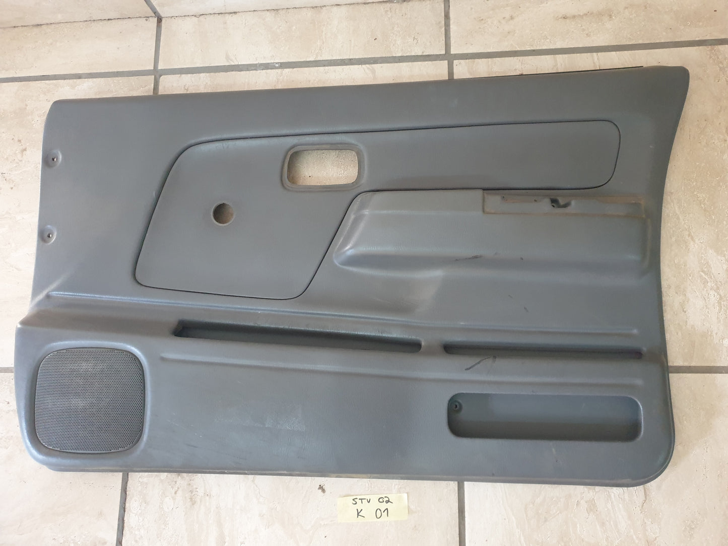Nissan NP300 Original Used Door Components - Slight Damage or Wear and Tear