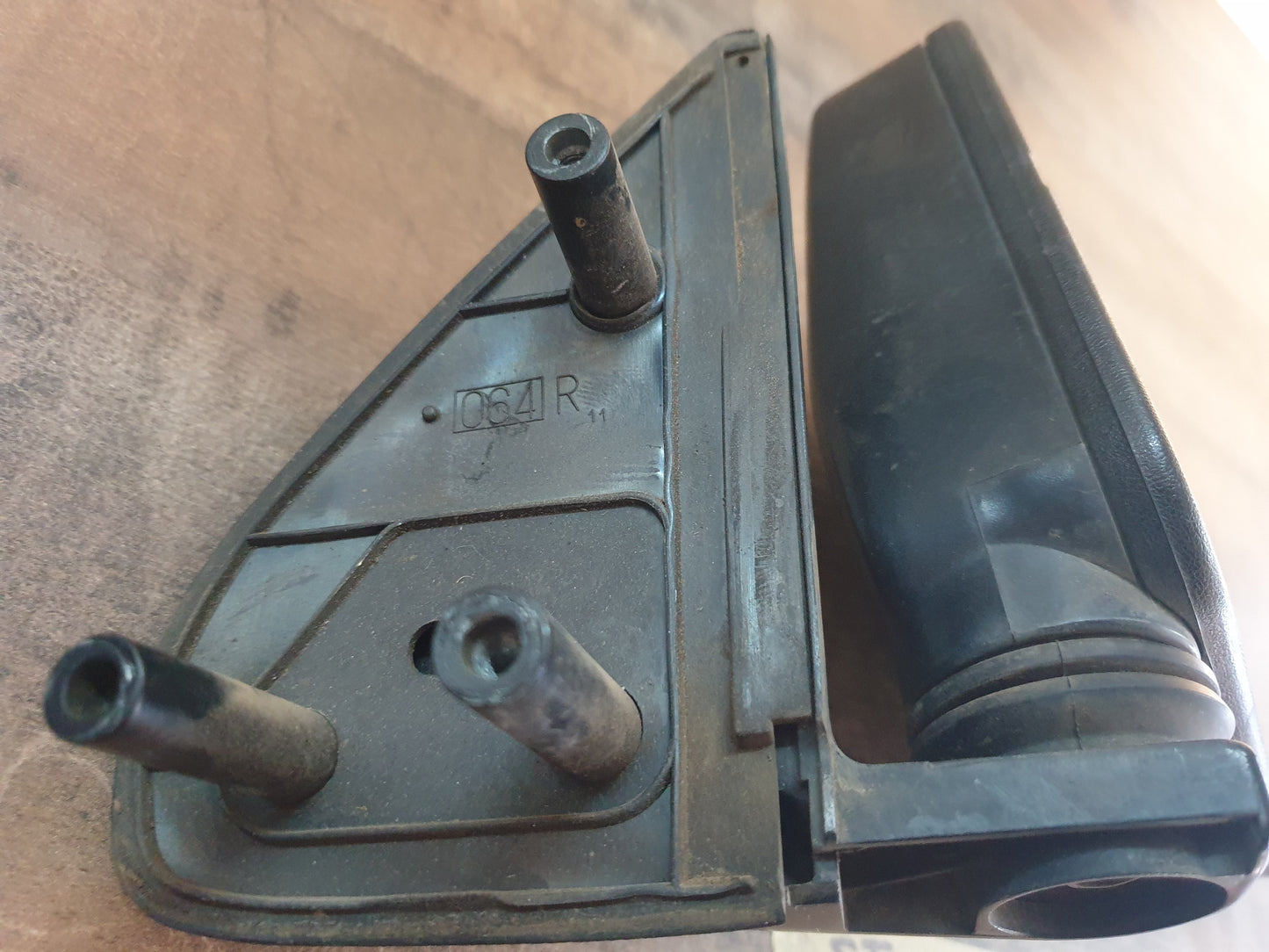Nissan NP300 Original Used Door Components - Slight Damage or Wear and Tear