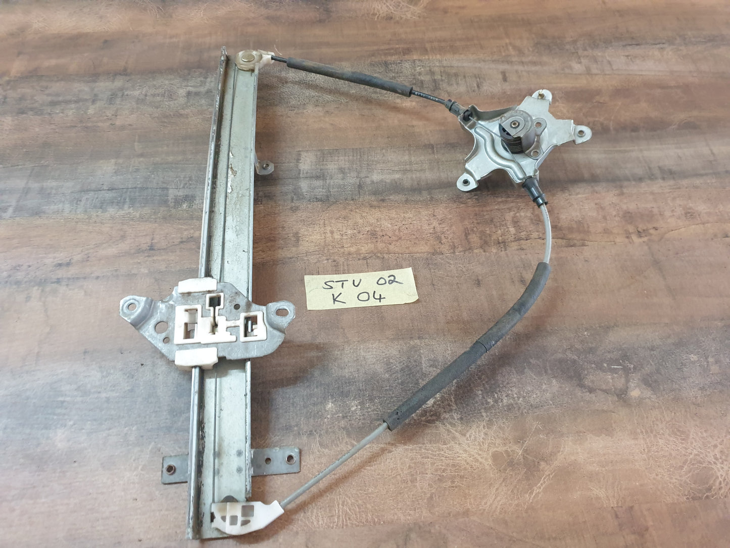 Nissan NP300 Original Used Door Components - Slight Damage or Wear and Tear