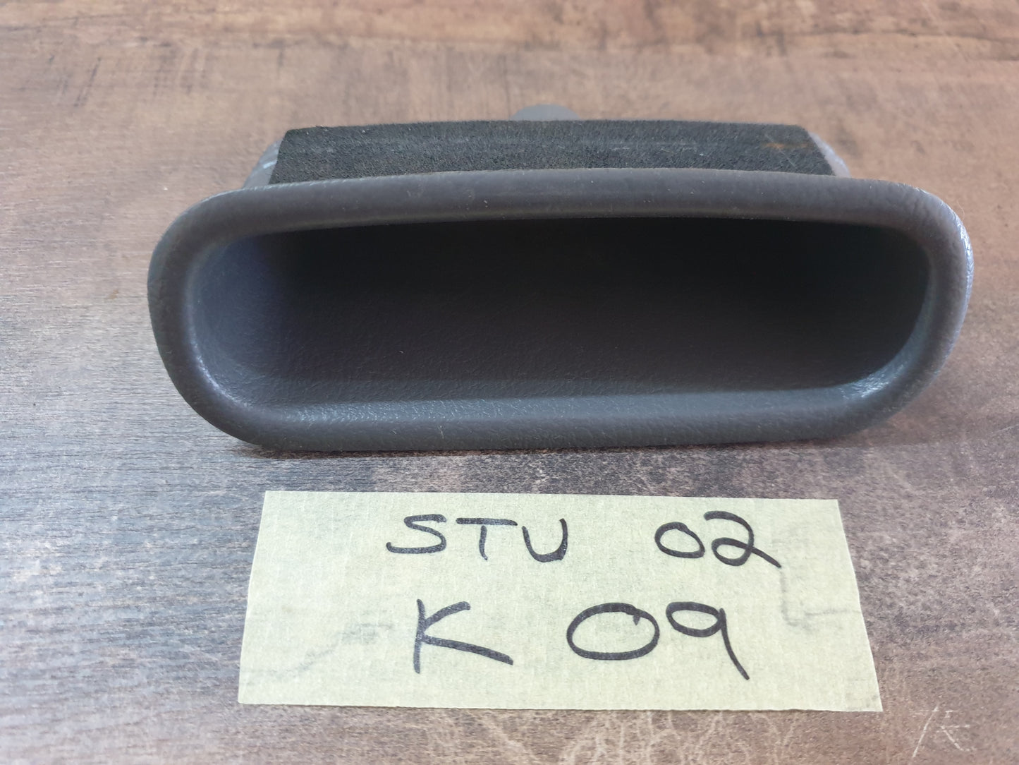 Nissan NP300 Original Used Door Components - Slight Damage or Wear and Tear