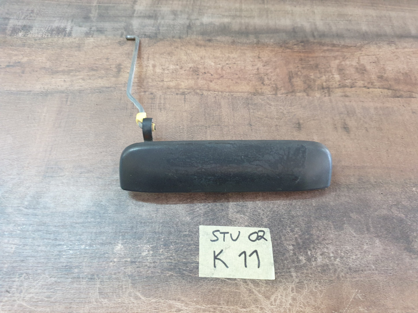 Nissan NP300 Original Used Door Components - Slight Damage or Wear and Tear