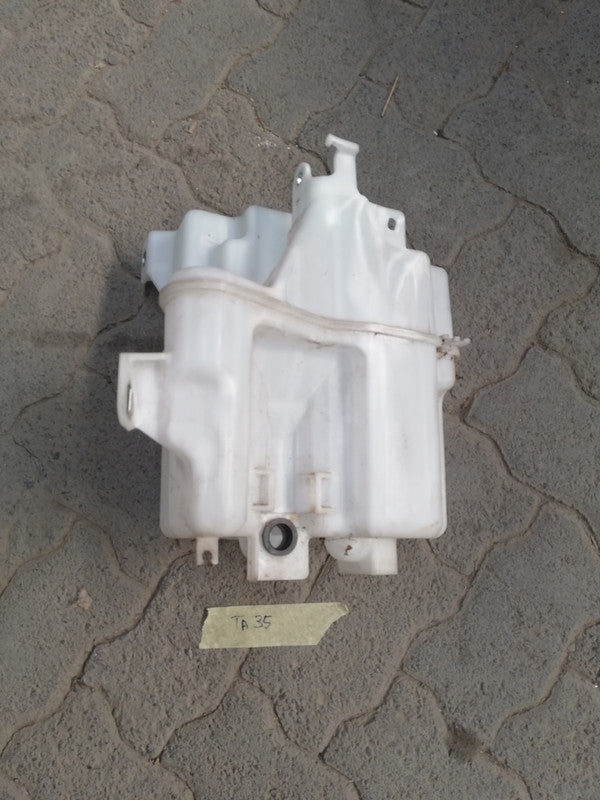 Toyota Rav4 2019 Washer Bottle Tank