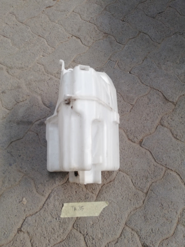 Toyota Rav4 2019 Washer Bottle Tank