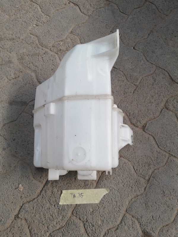 Toyota Rav4 2019 Washer Bottle Tank