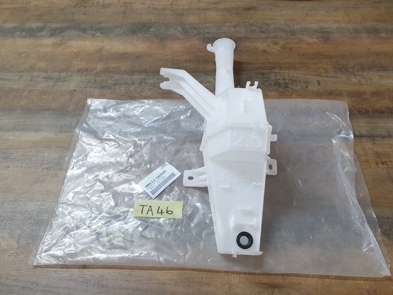 Original New Kia Seltos Windscreen Washer Water Reservoir