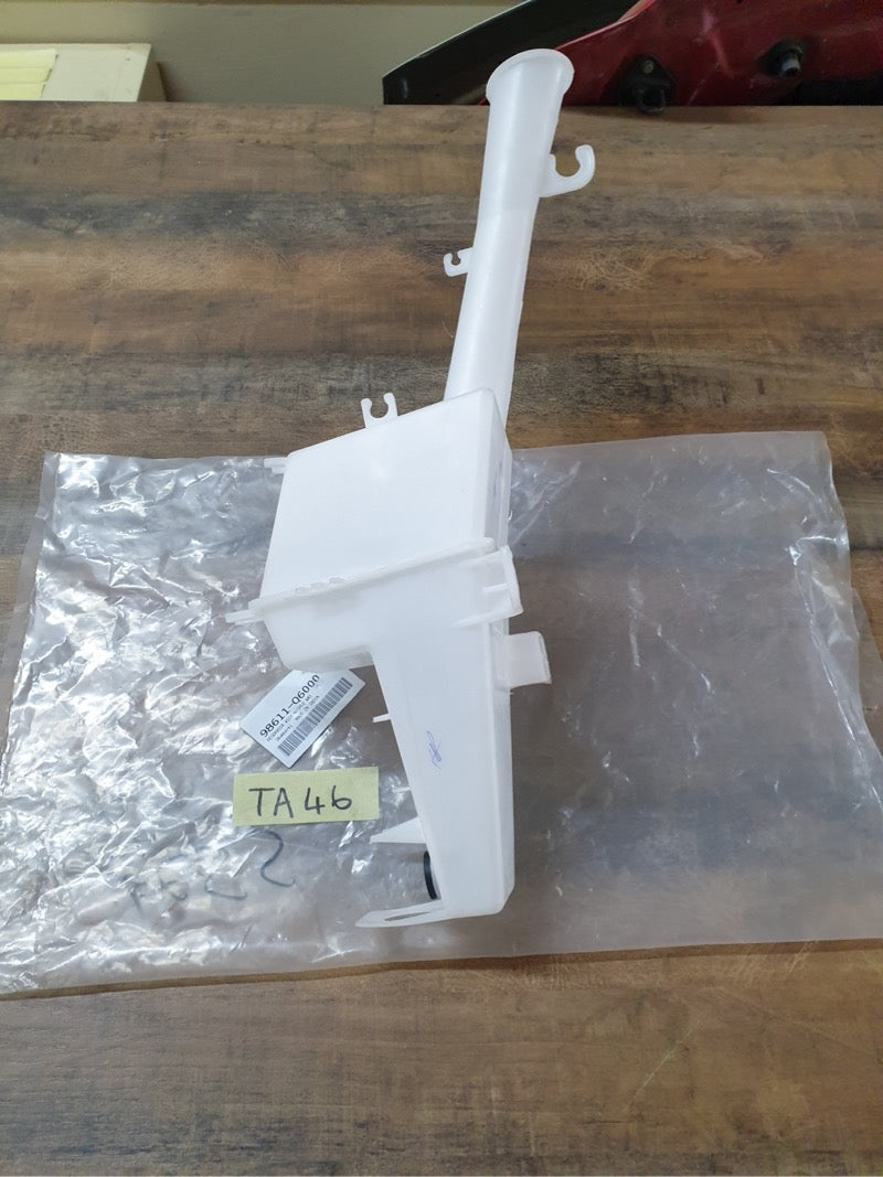 Original New Kia Seltos Windscreen Washer Water Reservoir