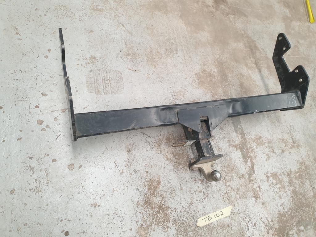 Toyota Hilux 2016 Tow Bar