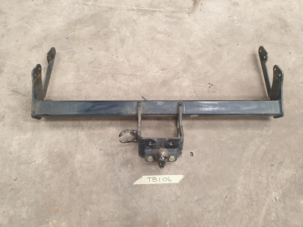 Toyota Aftermarket Hilux Brink Tow Bar