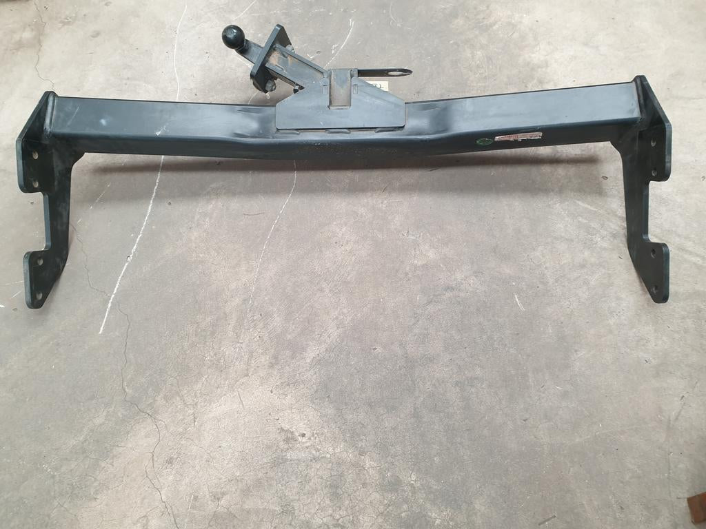 Toyota Hilux Tow Bar
