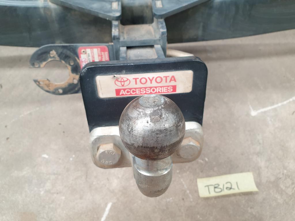 Toyota Hilux Tow Bar