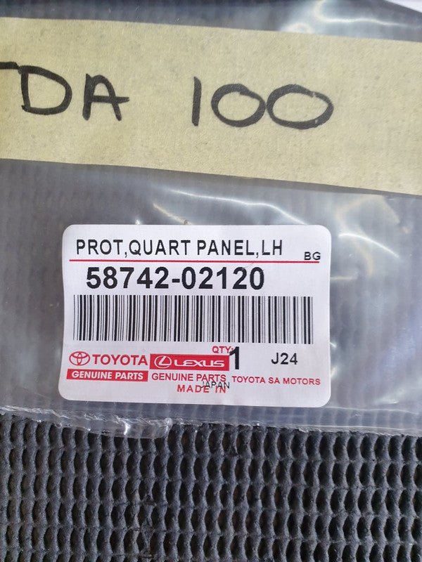 Toyota Corolla Prof 2009, 2010, 2011, 2012, 2013, 2014 Left Quarter Panel Stone Chipping Protection