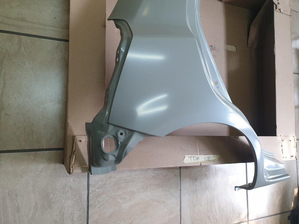 Toyota Etios Hatchback 2012, 2013, 2014, 2015, 2016, 2017, 2018, 2019, 2020 Right Rear Fender