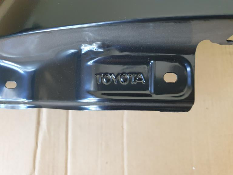 Toyota Land Cruiser 4.2D 2003, 2004, 2005 Left Front Fender