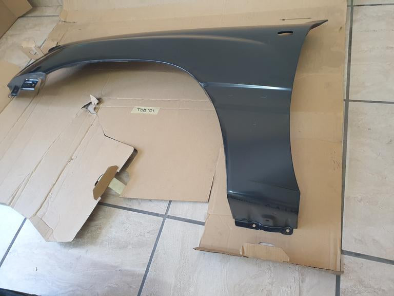 Toyota Land Cruiser 4.2D 2003, 2004, 2005 Left Front Fender