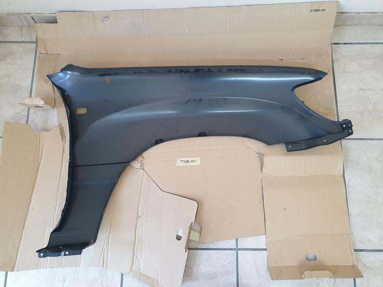 Toyota Land Cruiser 4.2D 2003, 2004, 2005 Left Front Fender