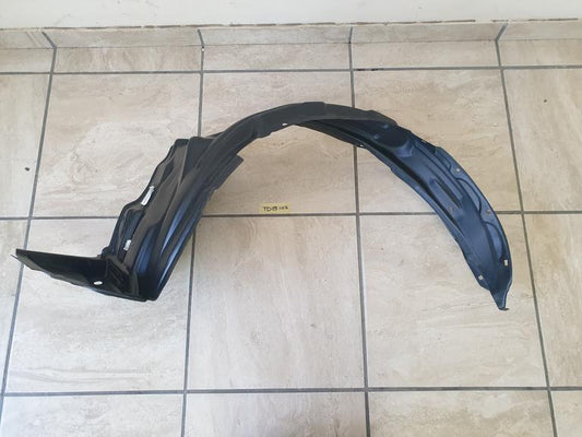 Toyota Fortuner 2011, 2012, 2013, 2014, 2015 Left Front Fenderliner