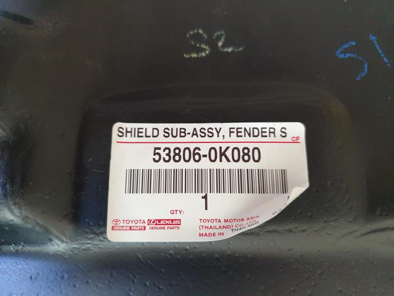 Toyota Fortuner 2011, 2012, 2013, 2014, 2015 Left Front Fenderliner