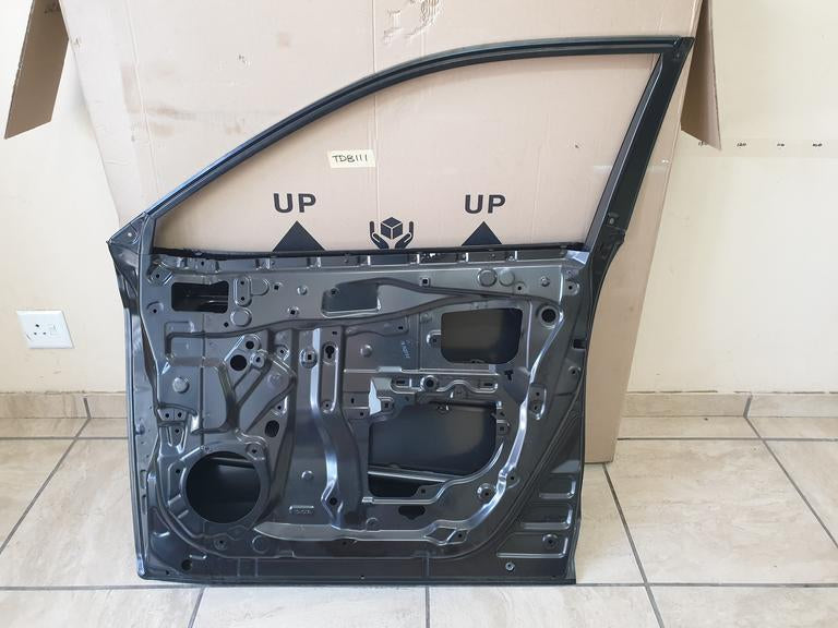 Toyota Corolla Cross 2021, 2022, 2023, 2024 Right Front Driver Door