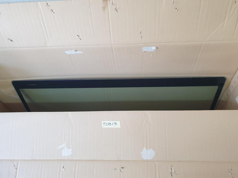 Toyota Land Cruiser 200 Series 4.5 V8 Windshield Glass