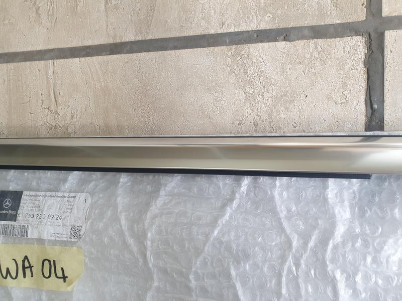 Original New Mercedes-Benz GLC W253 Right Front Door Chrome Recessed Window Moulding