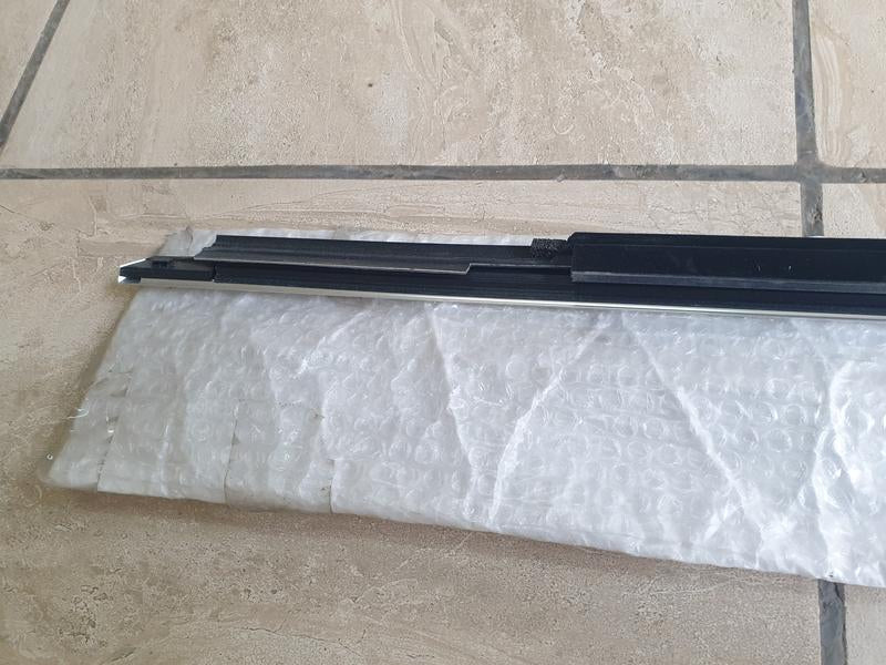 Original New Mercedes-Benz GLC W253 Right Front Door Chrome Recessed Window Moulding
