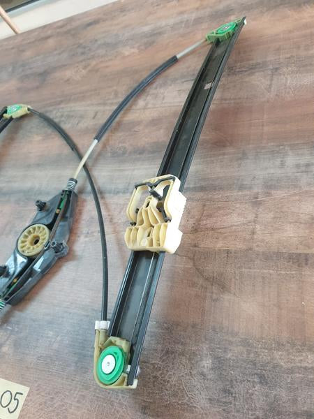 Original Used Audi Q5 Left Front Window Lifting Mechanism