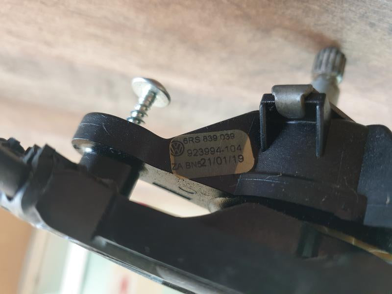 Original Used Volkswagen Polo Left Rear Window Lifter Mechanism