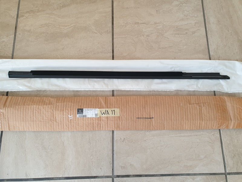 Original New Mercedes-Benz GLC Coupe W253 Front Left Window Recessed Moulding