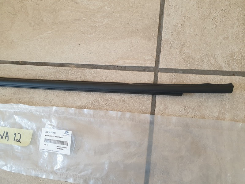 Original New Hyundai Creta Front Left Window Recessed Moulding