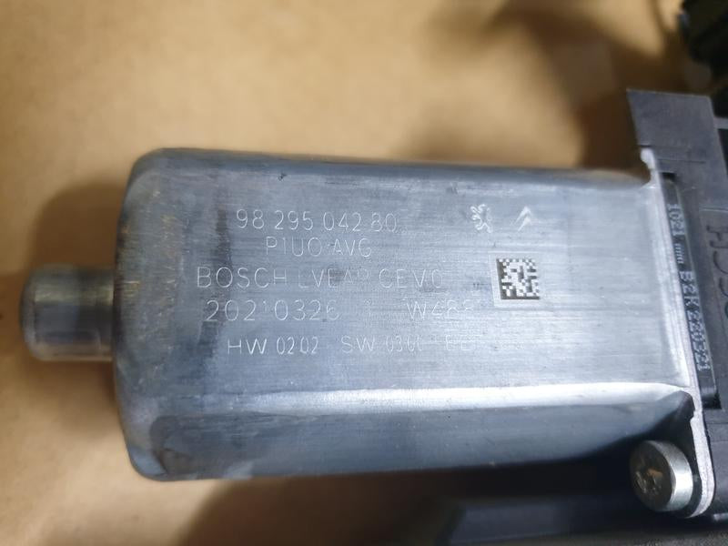 Original New Opel Grandland Left Front Door Window Lifting Mechanism
