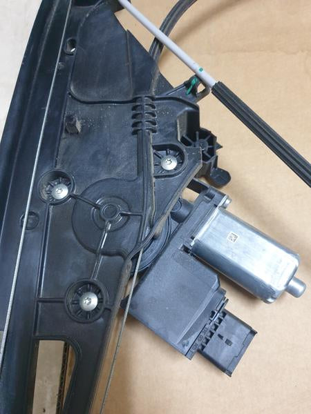 Original New Opel Grandland Left Front Door Window Lifting Mechanism