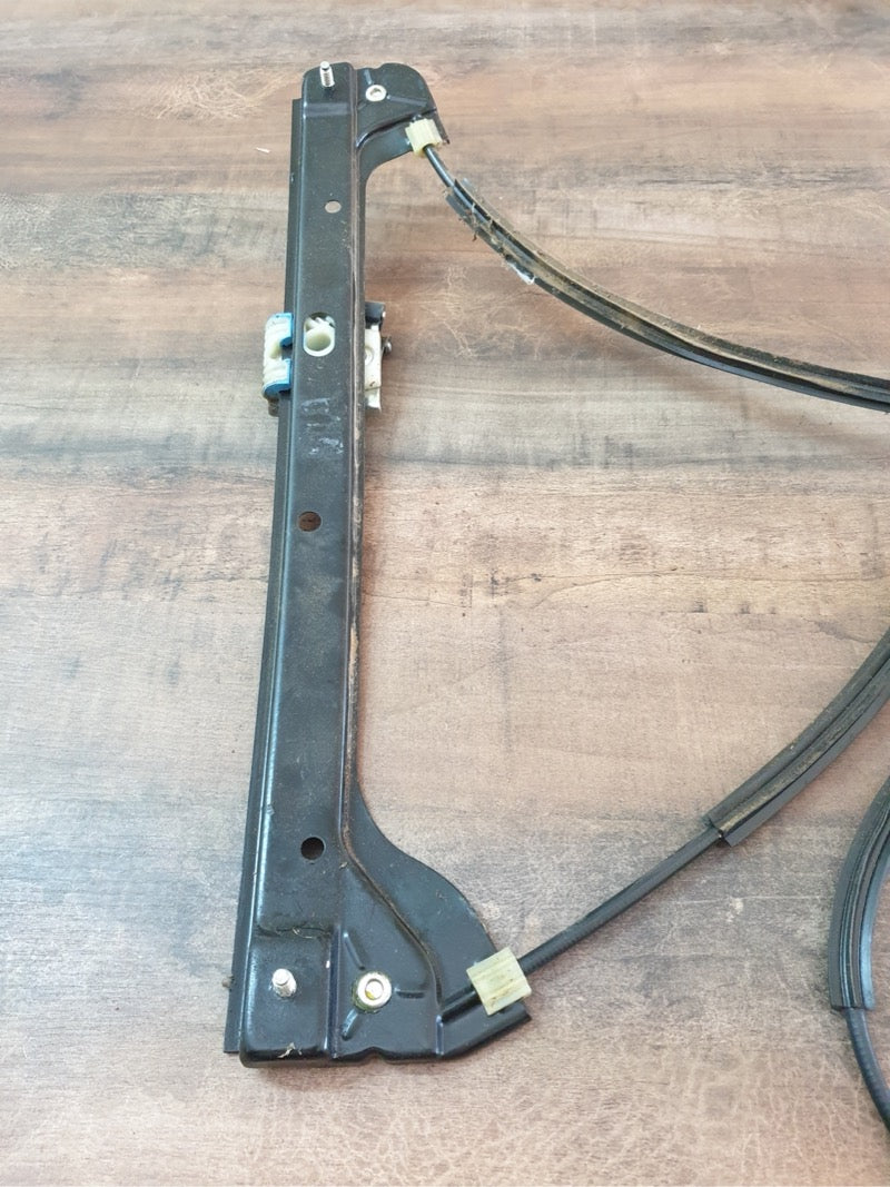 Original Used Volkswagen Polo Left Front Door Window Lifting Mechanism