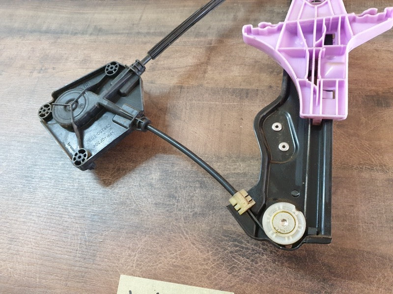Original Used Volkswagen Polo Right Rear Door Window Lifting Mechanism