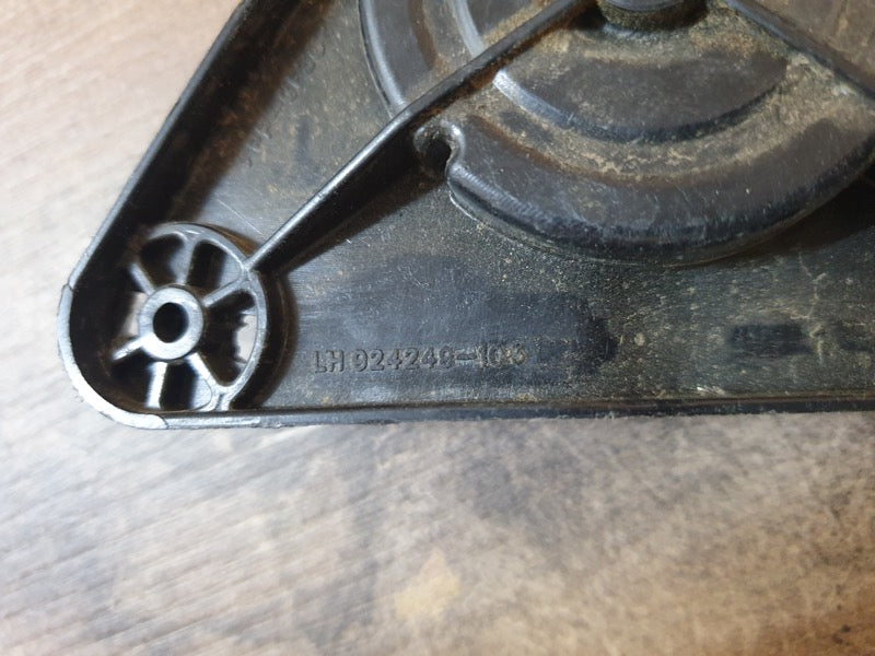 Original Used Volkswagen Polo Left Front Door Window Lifting Mechanism