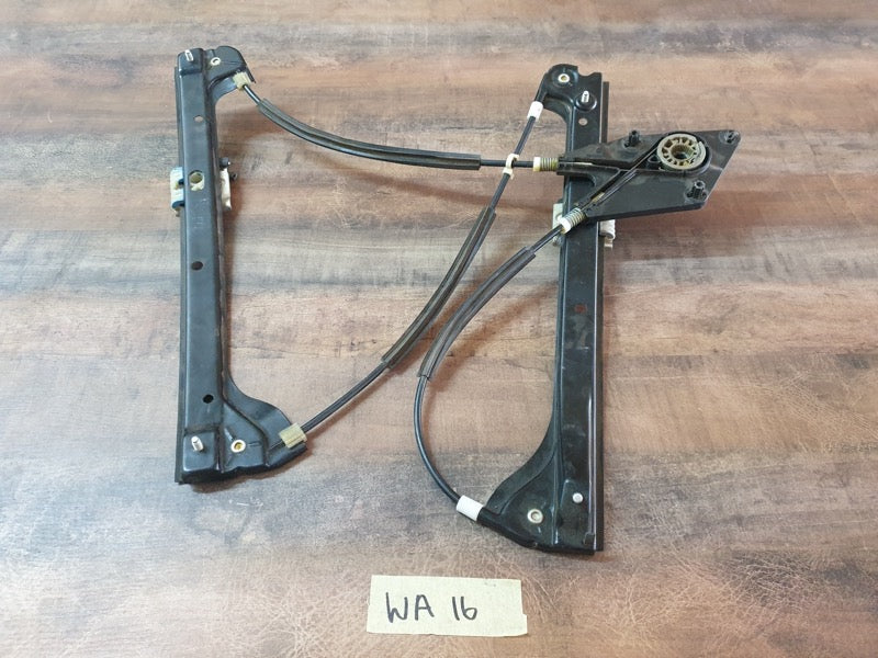 Original Used Volkswagen Polo Left Front Door Window Lifting Mechanism
