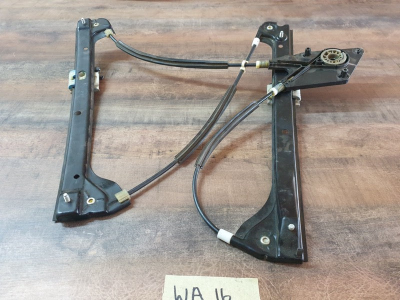 Original Used Volkswagen Polo Left Front Door Window Lifting Mechanism