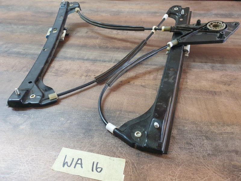 Original Used Volkswagen Polo Left Front Door Window Lifting Mechanism