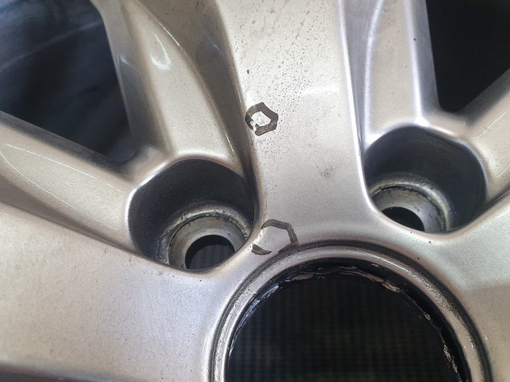 Volkswagen Polo  7.5Jx17H2 Aluminium Rim