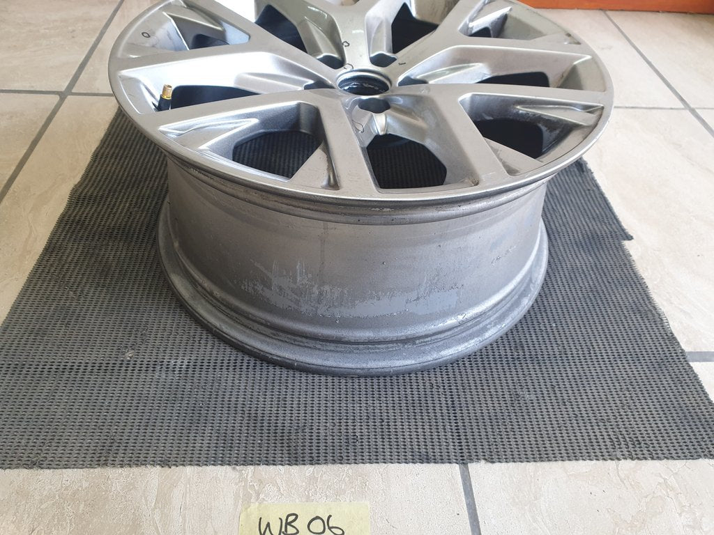 Volkswagen Polo  7.5Jx17H2 Aluminium Rim