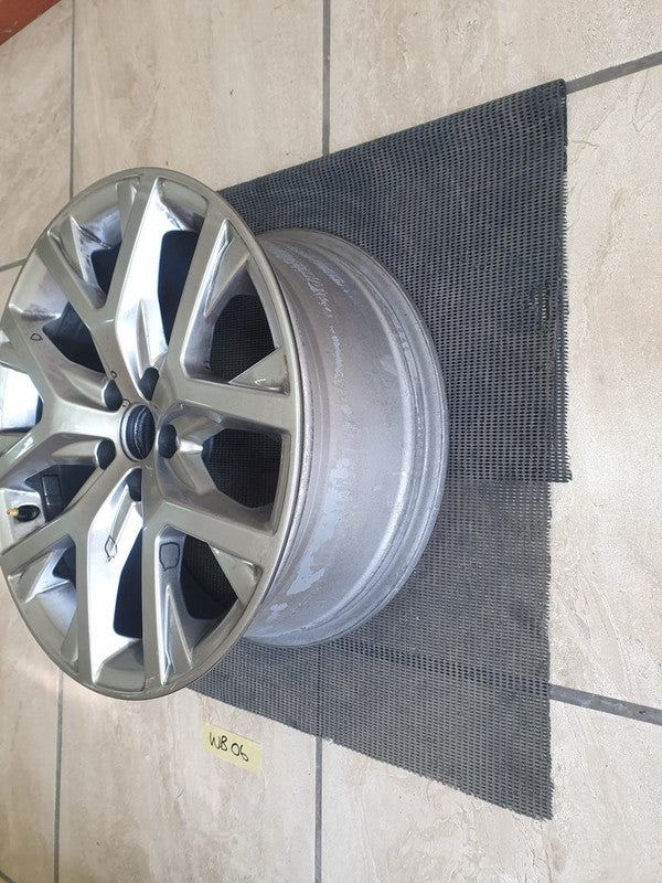 Volkswagen Polo  7.5Jx17H2 Aluminium Rim