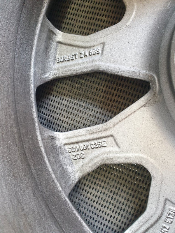 Volkswagen Polo  7.5Jx17H2 Aluminium Rim