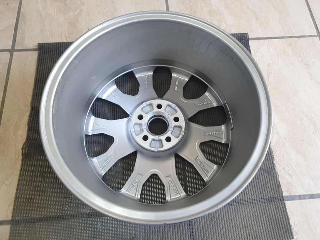 Volkswagen Polo  7.5Jx17H2 Aluminium Rim