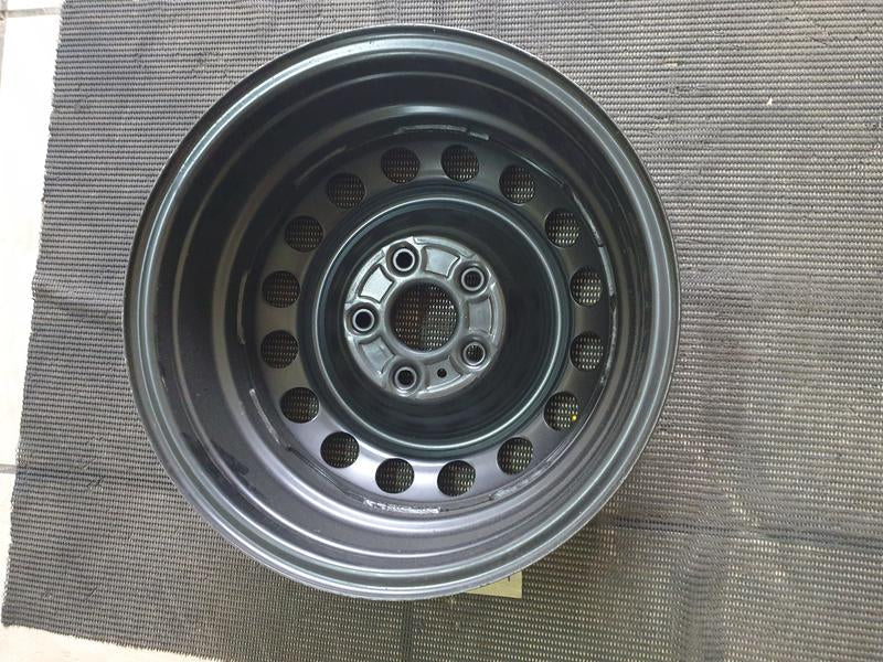 Original Used Toyota Corolla Quest 2018 15 Inch Steel Mag - J15x6J