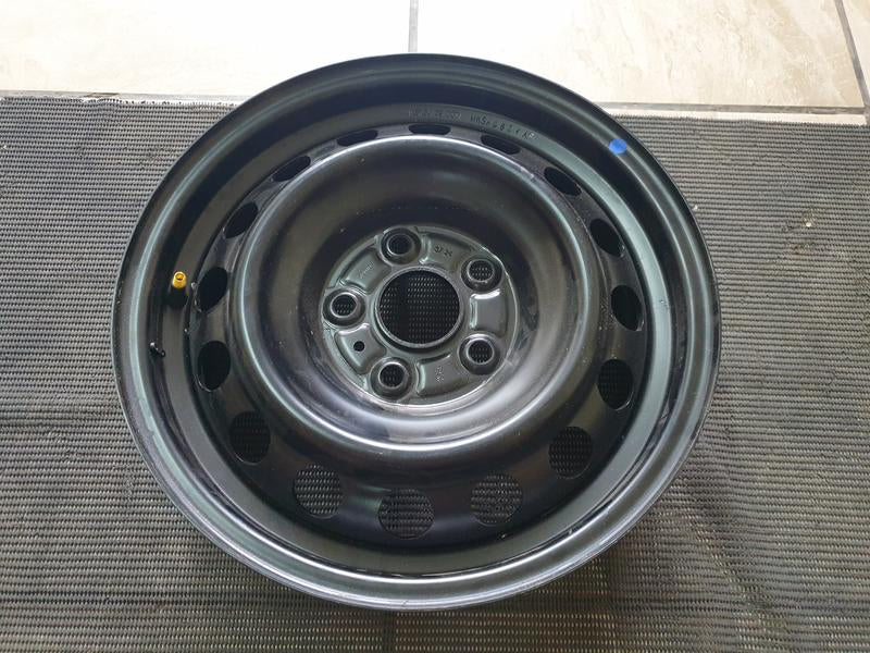 Original Used Toyota Corolla Quest 2018 15 Inch Steel Mag - J15x6J