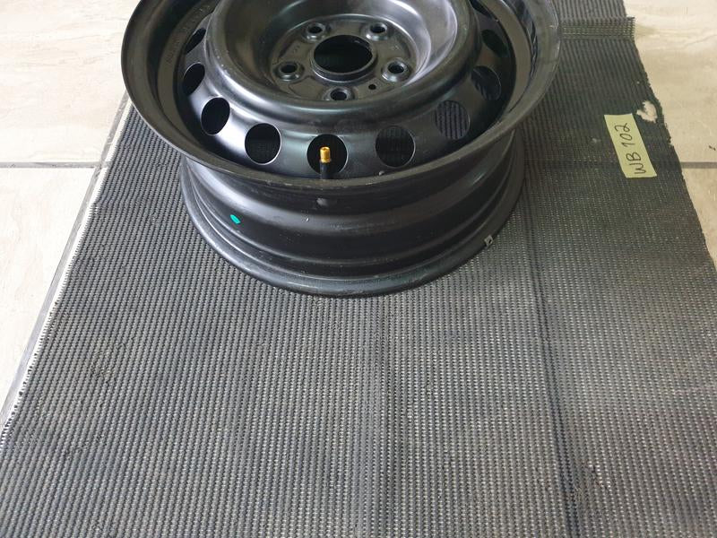 Original Used Toyota Corolla Quest 2018 15 Inch Steel Mag - J15x6J