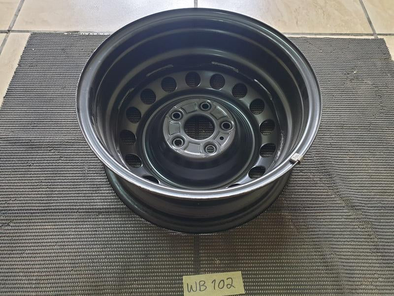 Original Used Toyota Corolla Quest 2018 15 Inch Steel Mag - J15x6J
