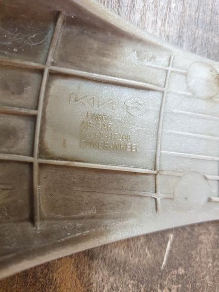 Original Used Kia Pegas Wheel Hub Cover