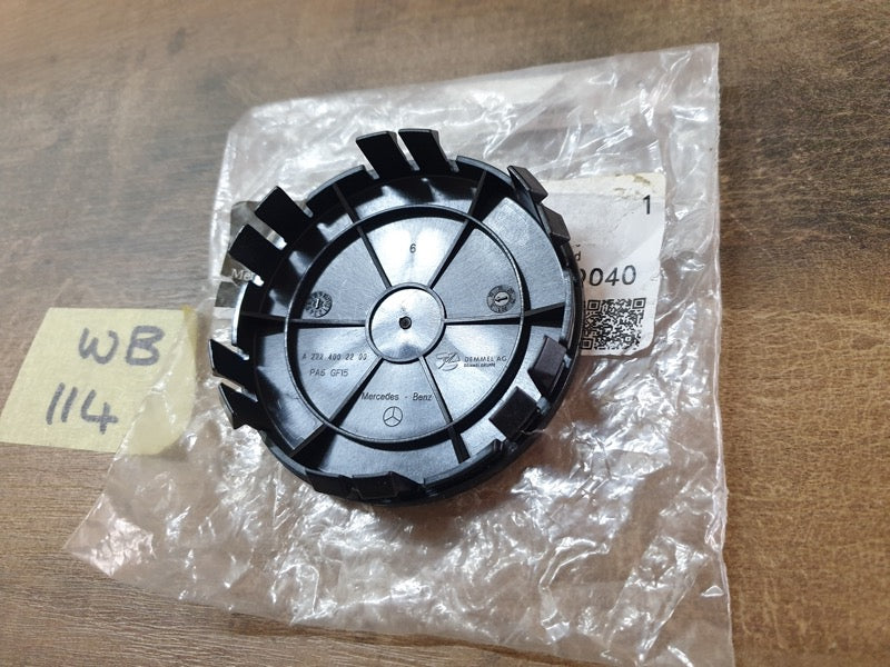 Original New Mercedes-Benz Hub Cap