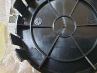 Original New Mercedes-Benz Hub Cap